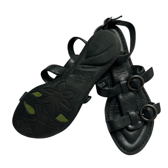 Black Roman Style Flat Sandals - Picture 3 of 4